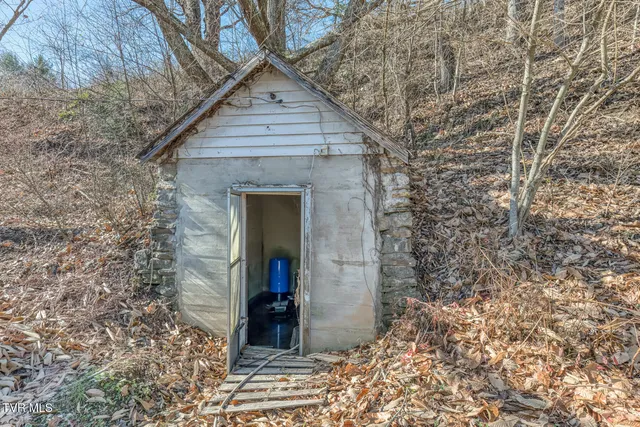 $125,000 | 141 Canter Road, Trade, TN 37691