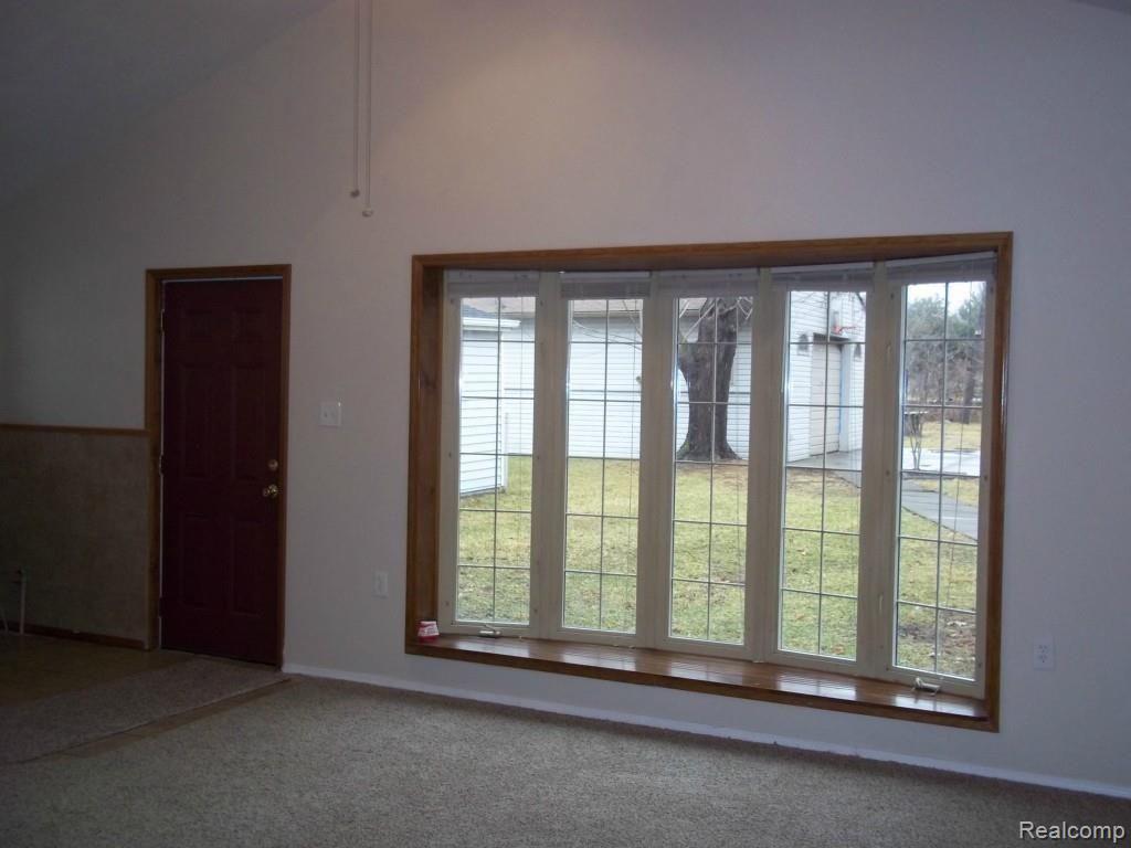 22598 Carter Road Trenton, MI 48183 - Photo 18 of 29 100_0615.jpg