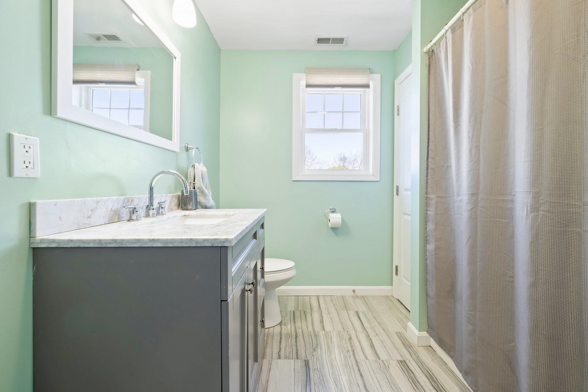 38 Perham Street, Unit G Nashua, NH 03064 - Photo 14 of 23