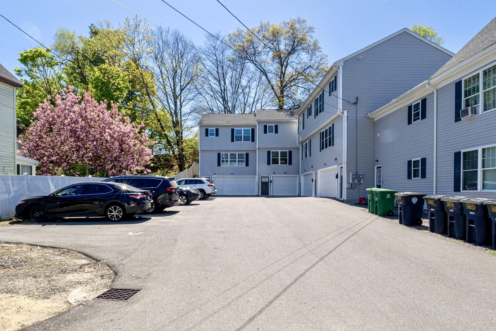 38 Perham Street, Unit G Nashua, NH 03064 - Photo 2 of 23
