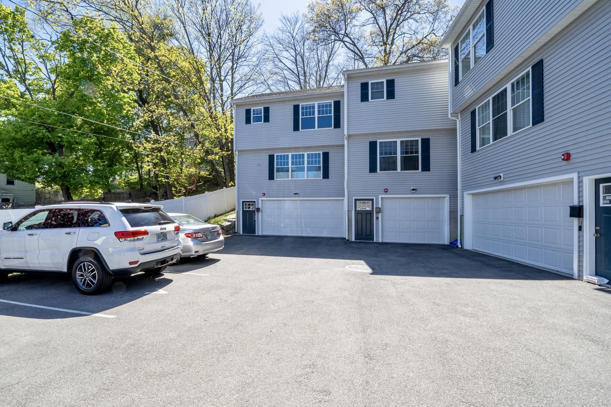 38 Perham Street, Unit G Nashua, NH 03064 - Photo 3 of 23