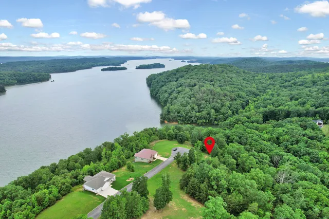 a view of a back yard of the house
