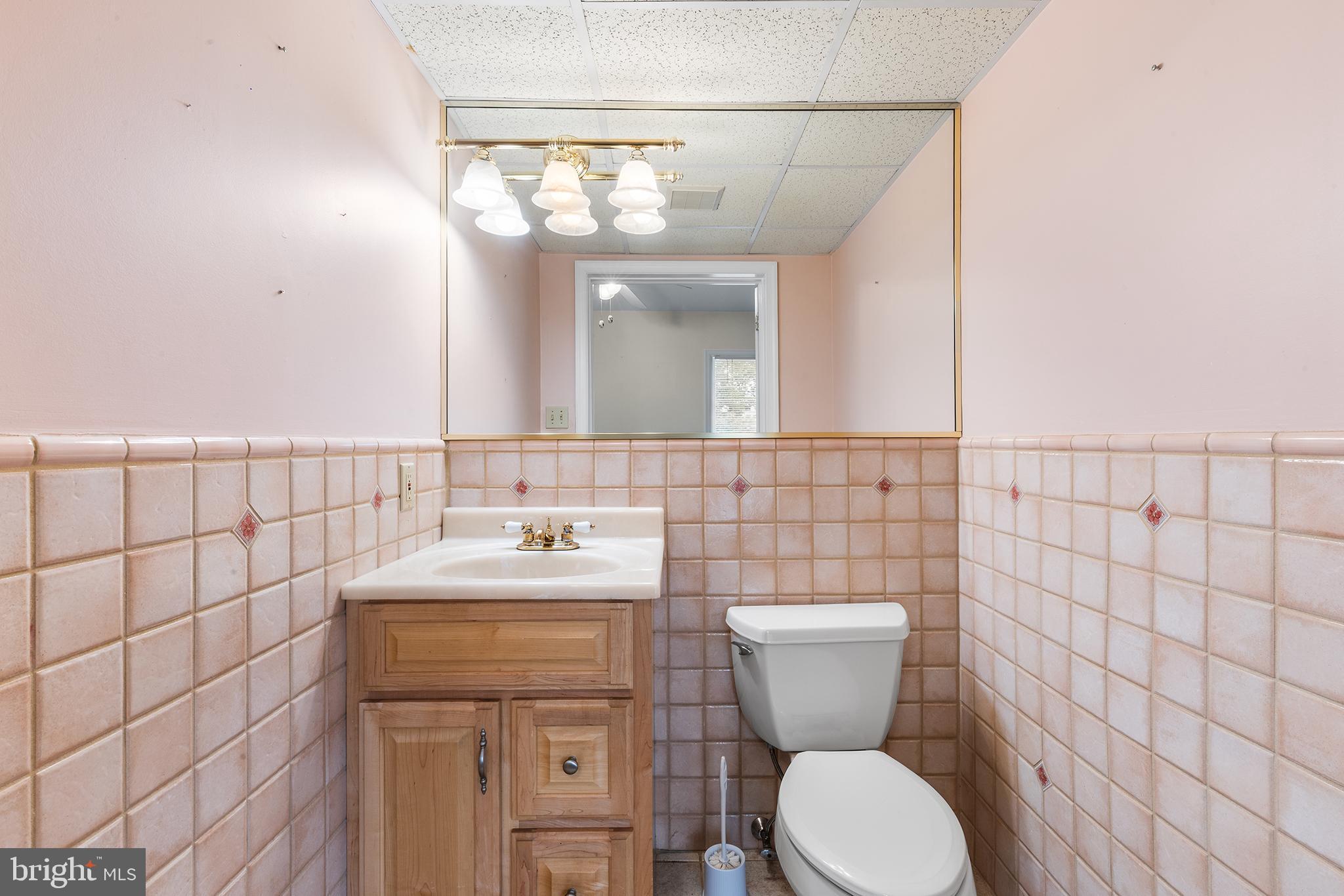 2747 Springhill Road Secane, PA 19018 - Photo 20 of 40 Half bath near pool