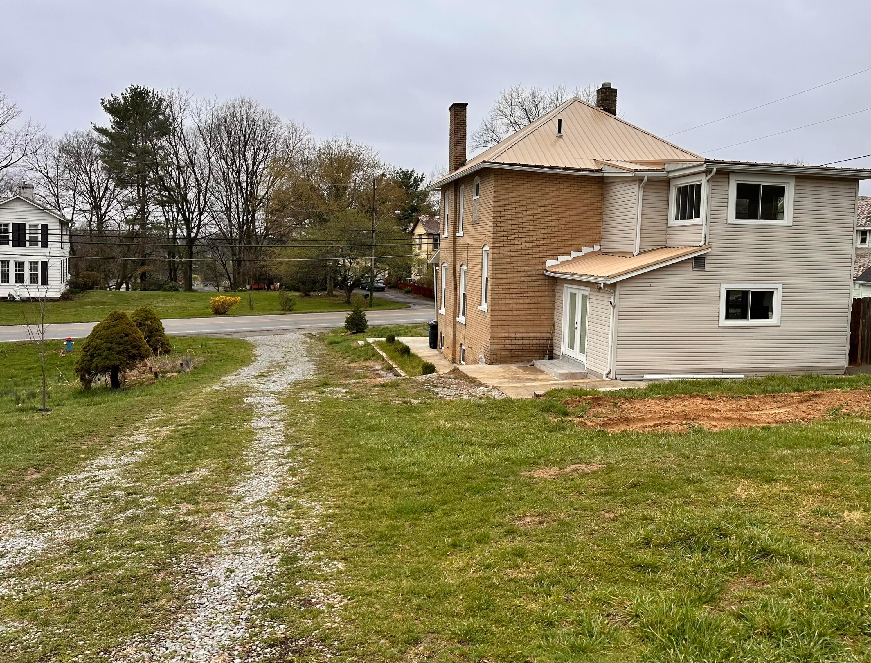 1714 Baltimore Road Northwest Lancaster, OH 43130 - Photo 22 of 23 IMG_2923