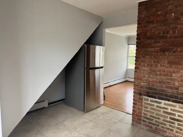 a view of entryway and hall