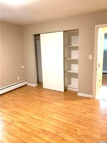 $4,250 | 154 Kingfisher Road, Levittown, NY 11756