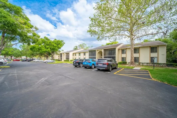 $159,000 | 1441 Pine Glen Lane, Unit E2, Tarpon Springs, FL 34688