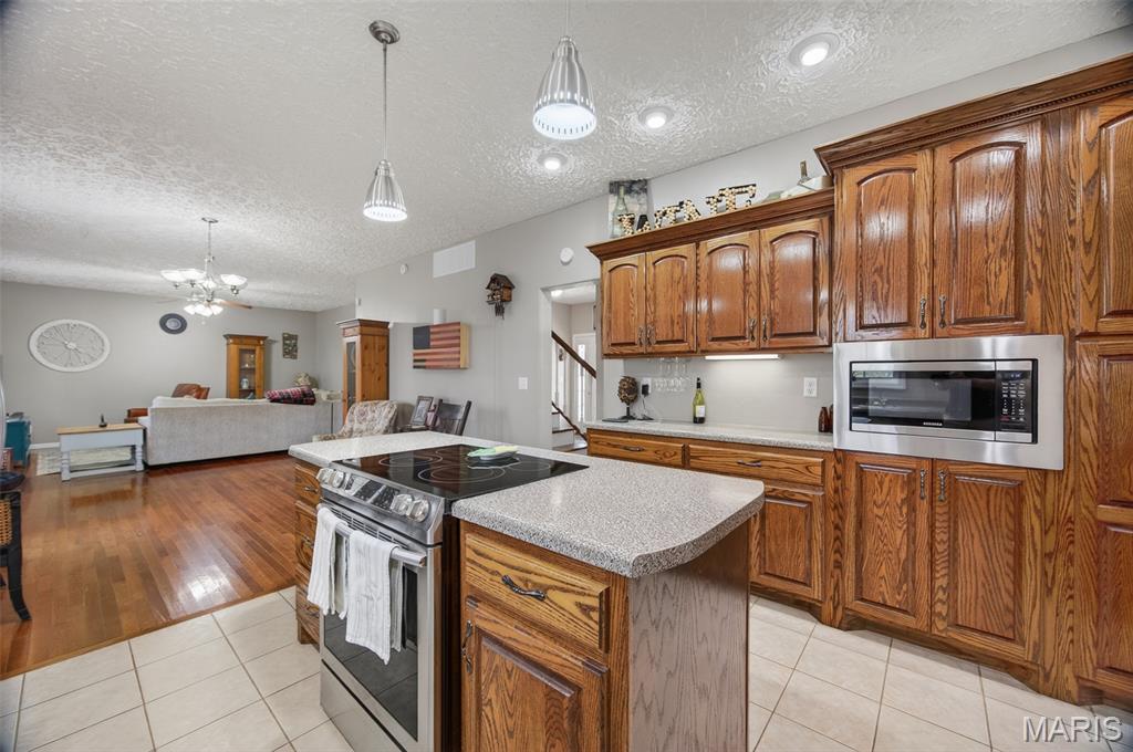 41 Prairie Lane Iberia, MO 65486 - Photo 17 of 43