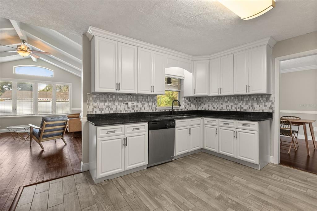 4713 Deer Road Orlando, FL 32812 - Photo 14 of 32 Gallery Image 14