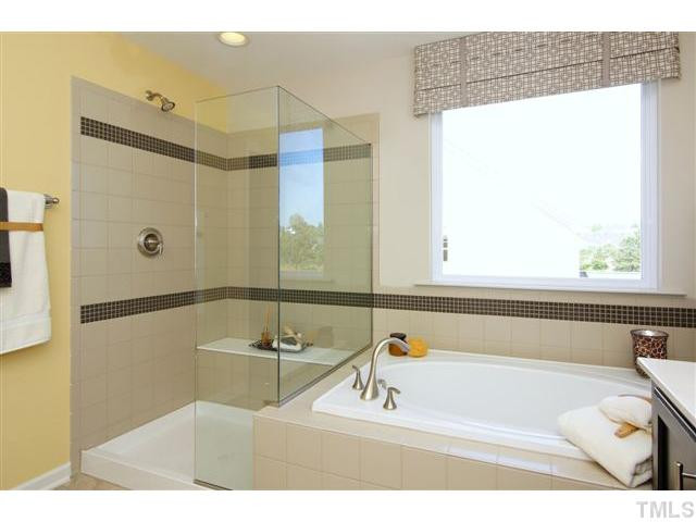 4107 Davis Meadow Street Raleigh, NC 27616 - Photo 16 of 23 Master Bath/Spa