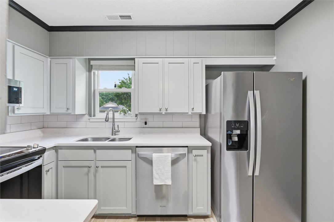 500 Concord Road Anderson, SC 29621 - Photo 12 of 23 Beautiful Quartz countertops and Stainless Maytag appliances.