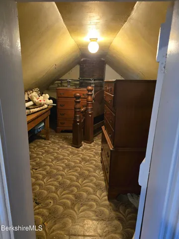 $389,900 | 18 West Mountain Road, Cheshire, MA 01225