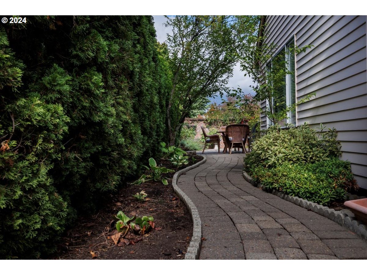 7305 Southwest Fairway Loop Wilsonville, OR 97070 - Photo 32 of 43 Gallery Image 32