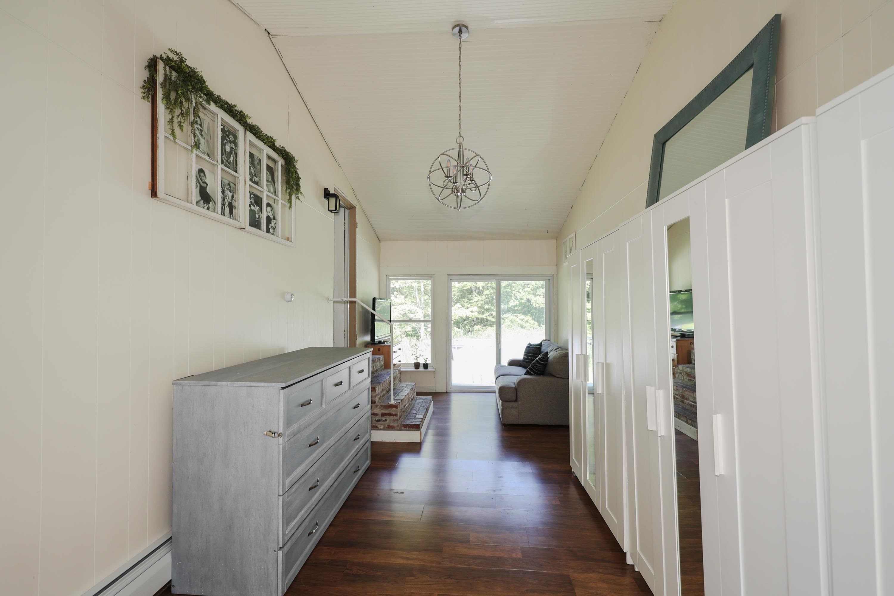 209 North Amherst Road Bedford, NH 03110 - Photo 15 of 40