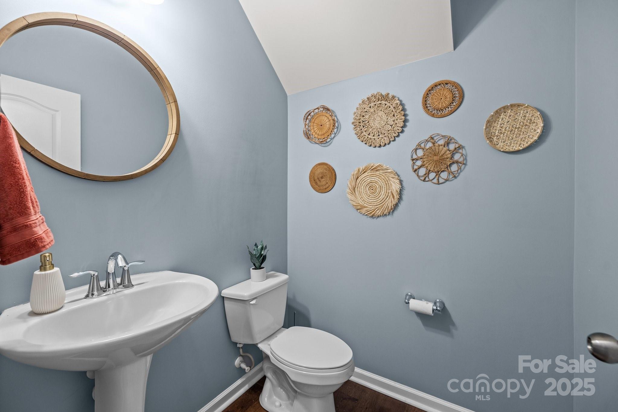6119 Castlecove Road Charlotte, NC 28278 - Photo 16 of 34 Gallery Image 16