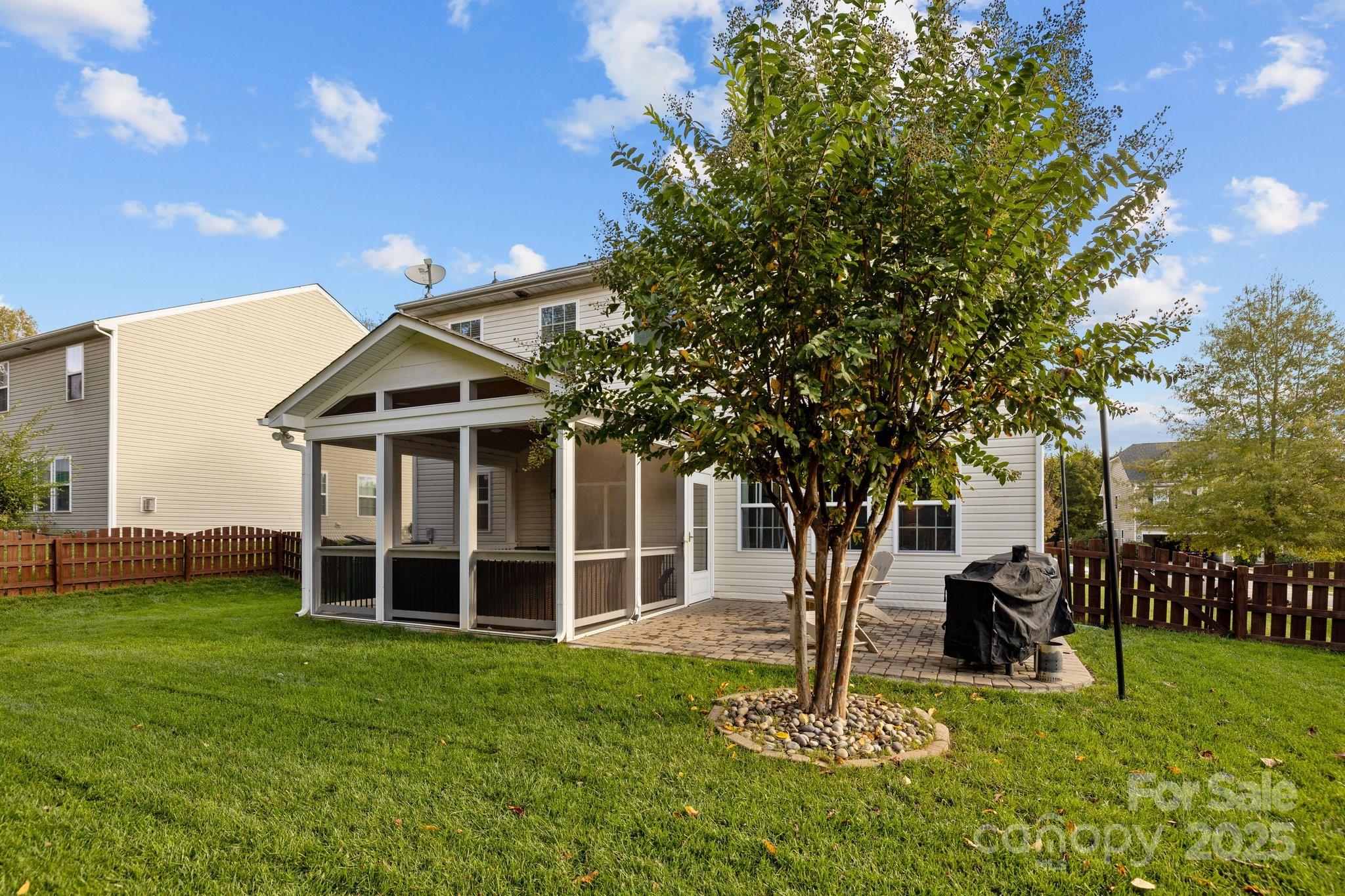6119 Castlecove Road Charlotte, NC 28278 - Photo 30 of 34 Gallery Image 30