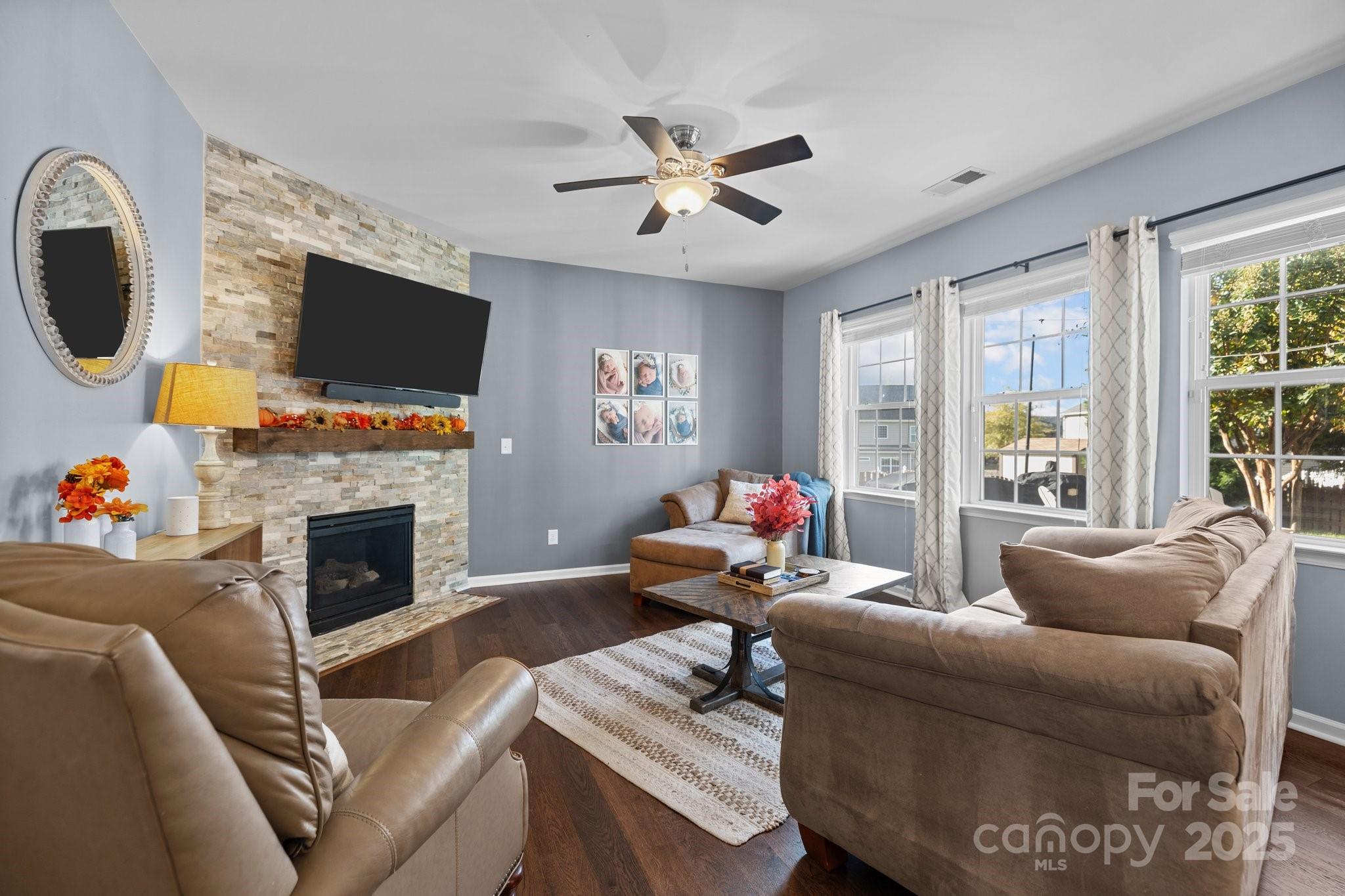 6119 Castlecove Road Charlotte, NC 28278 - Photo 6 of 34 Gallery Image 6