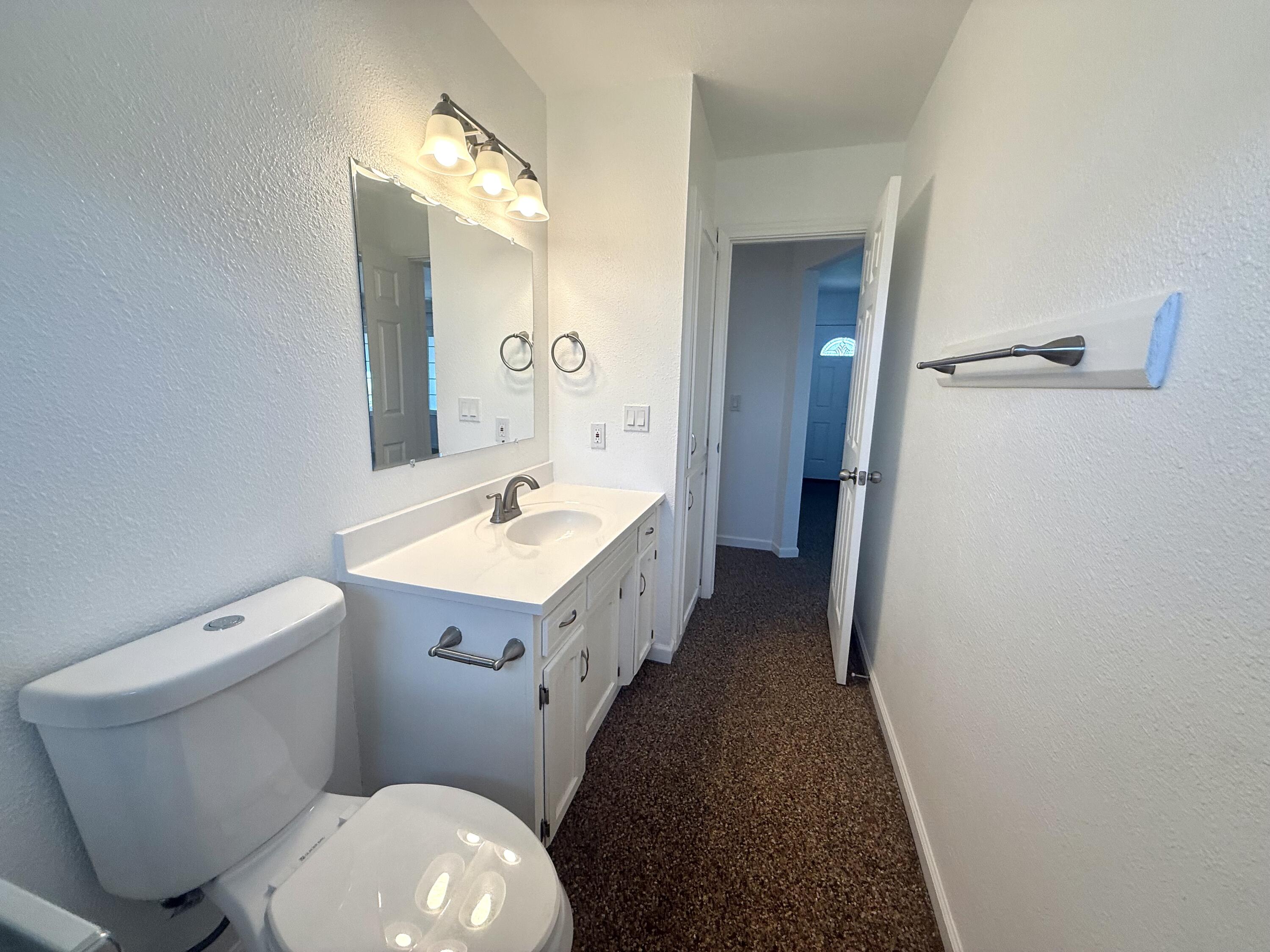 1093 Raymond Road Hanford, CA 93230 - Photo 18 of 32 IMG_8957