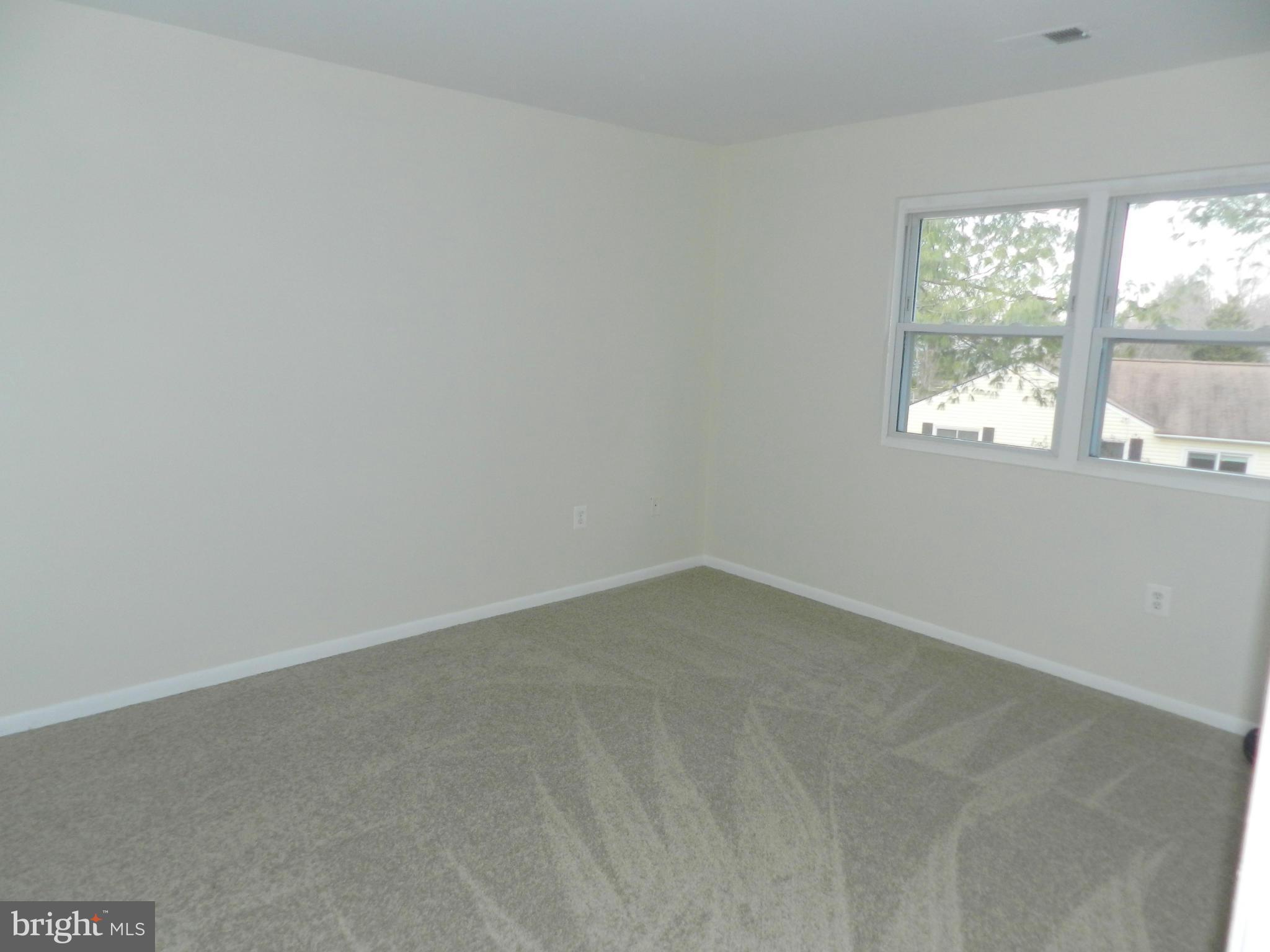 17431 Hoskinson Road Poolesville, MD 20837 - Photo 14 of 20 Bedroom