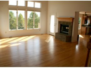 469 Hidden Acres Road Kingsport, TN 37664 - Photo 8 of 24 Great Room w2 sided fireplace
