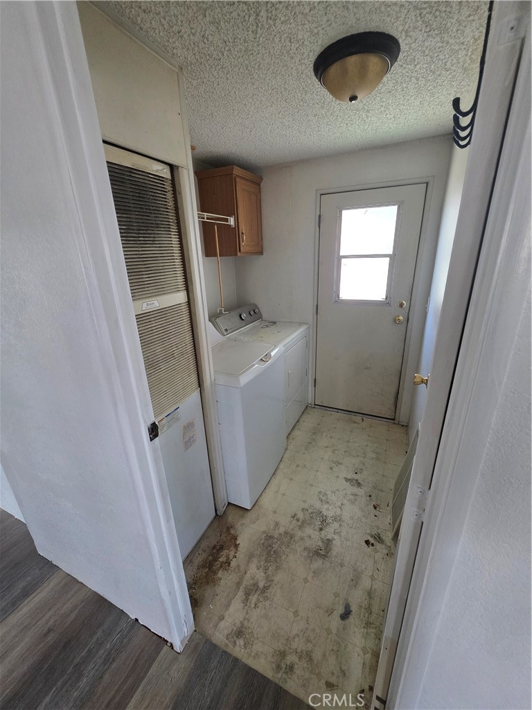 1010 Terrace Road, Unit 142 San Bernardino, CA 92410 - Photo 9 of 21 indoor laundry room