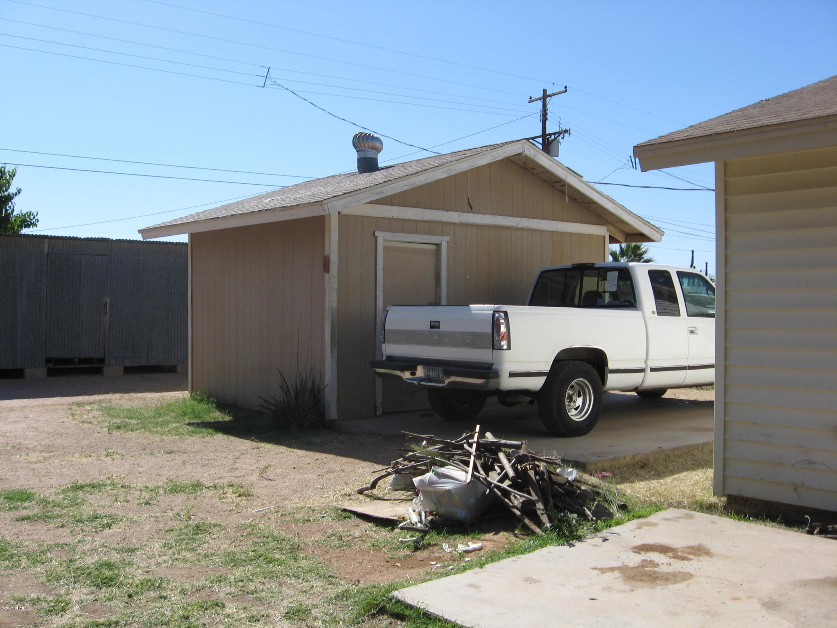 211 South Mountain Road Apache Junction, AZ 85120 - Photo 3 of 17 211 S Mountain Rd pics 053