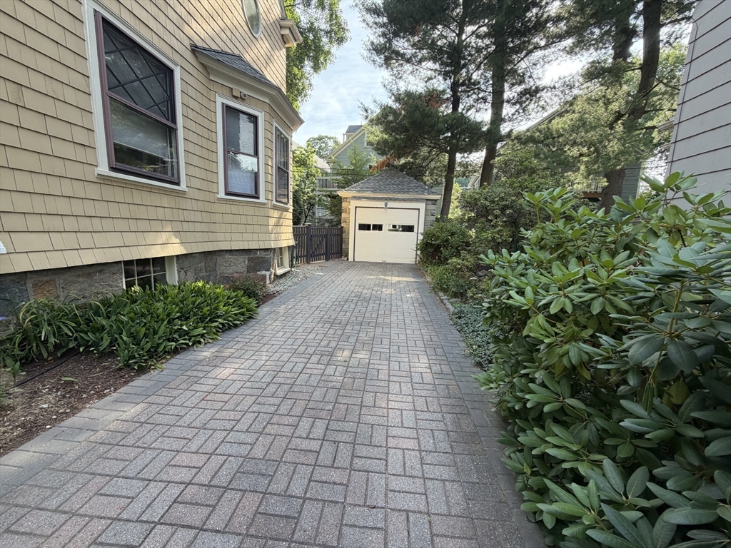 35 Prince Street Boston, MA 02130 - Photo 18 of 28