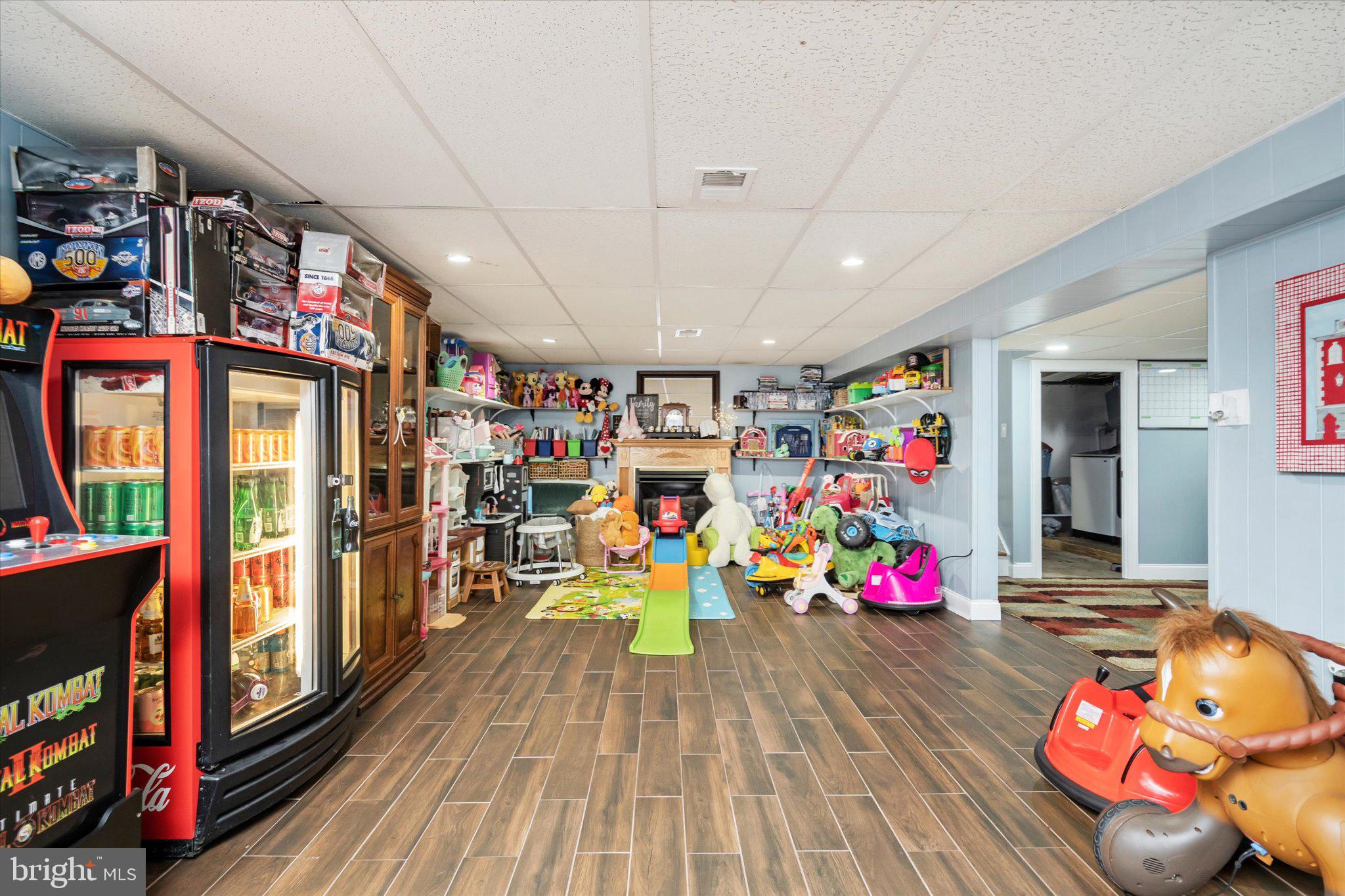 1 Stoneham Road Ewing, NJ 08638 - Photo 28 of 37 Gallery Image 28