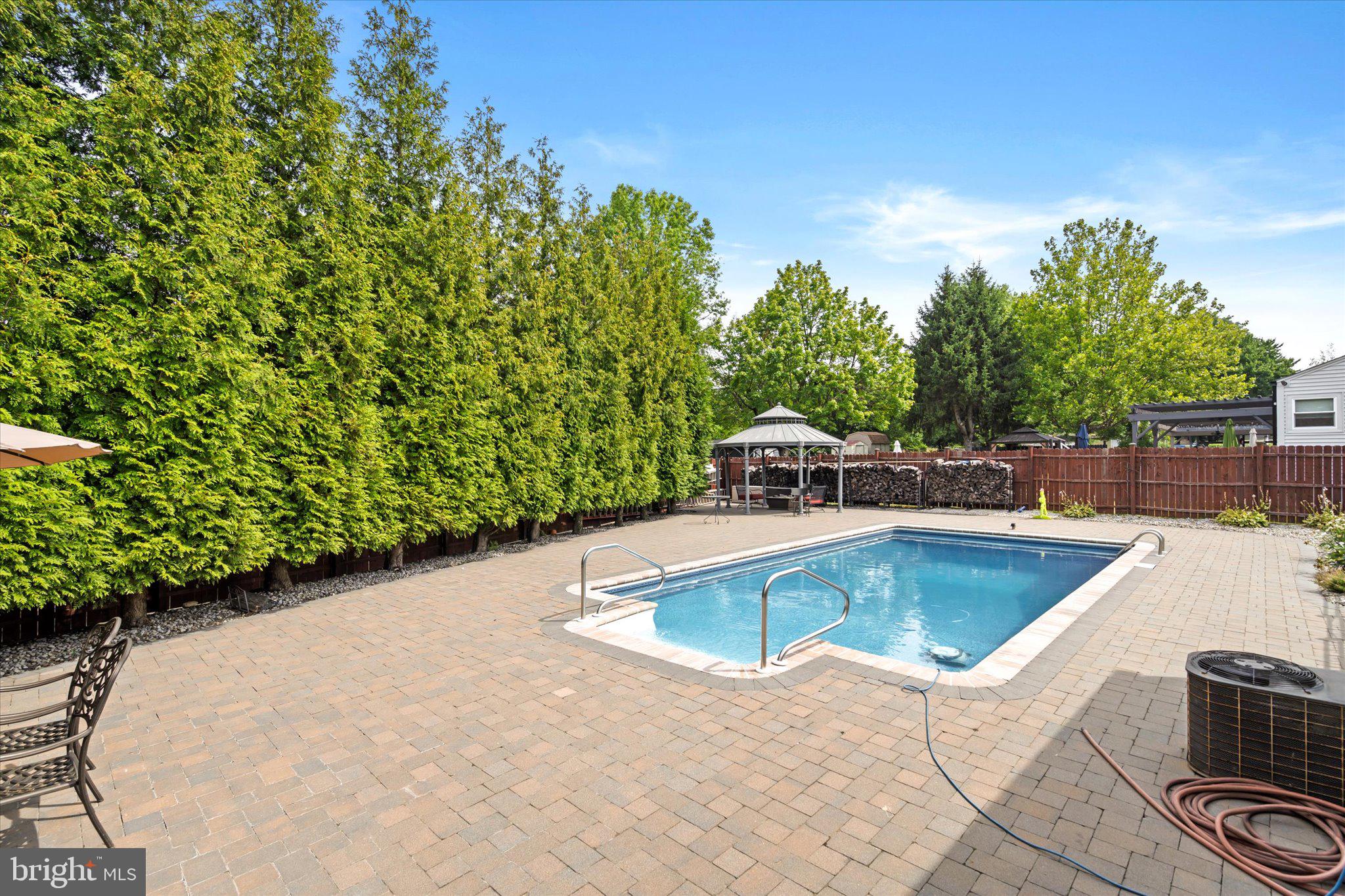 1 Stoneham Road Ewing, NJ 08638 - Photo 31 of 37 Gallery Image 31