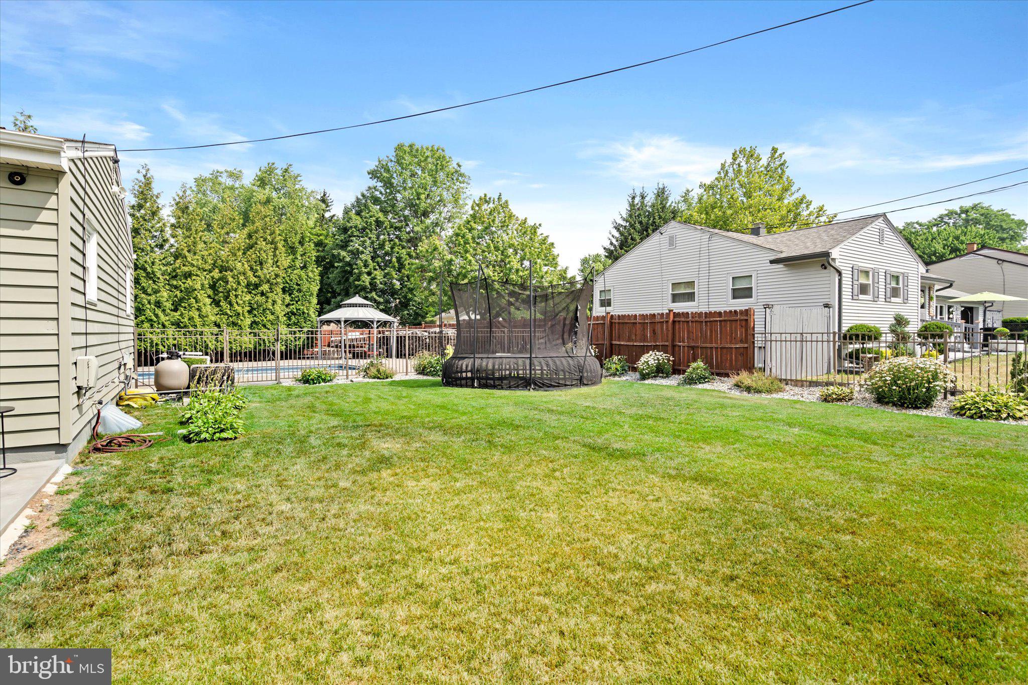 1 Stoneham Road Ewing, NJ 08638 - Photo 37 of 37 Gallery Image 37