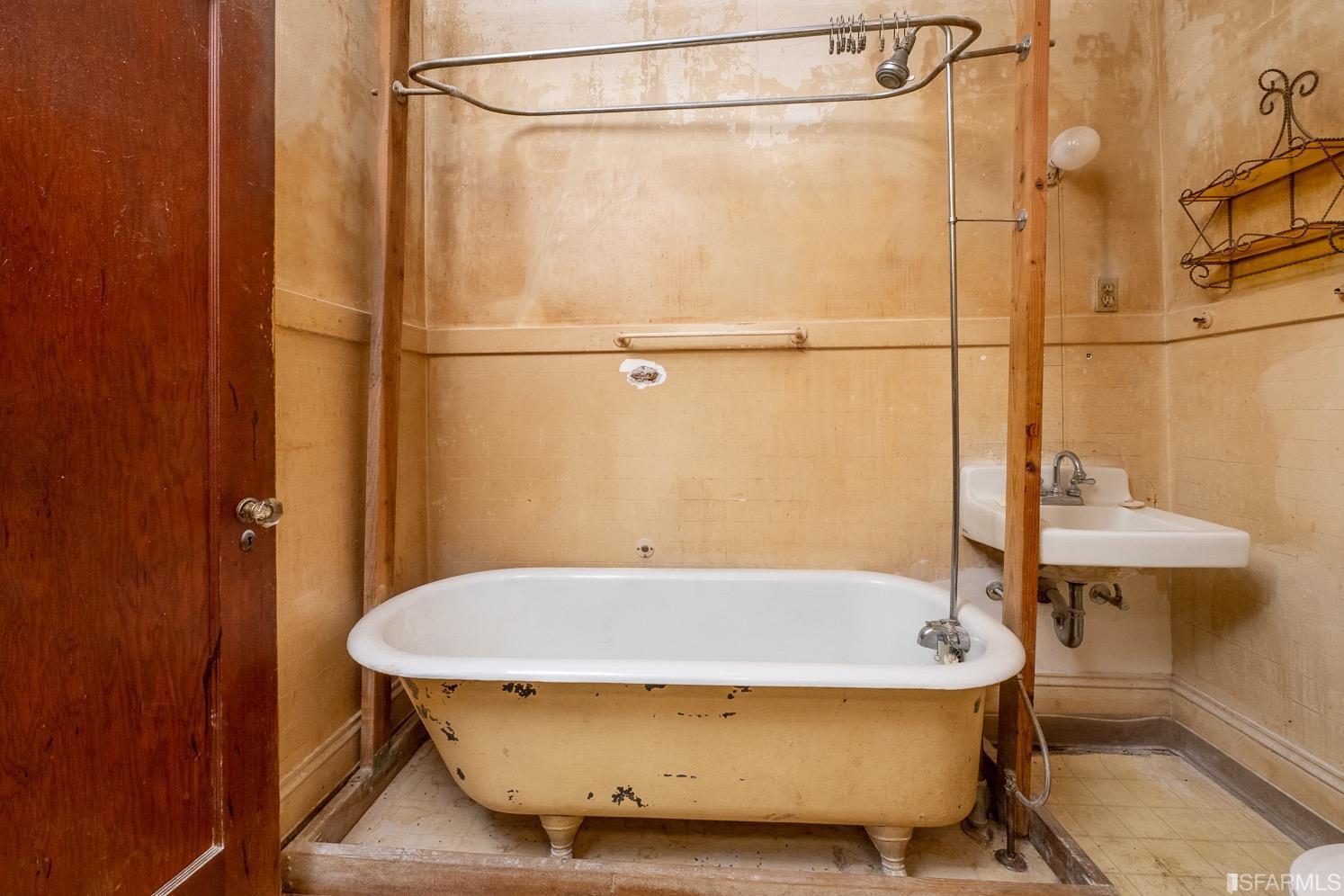 4861 Crow Canyon Road Castro Valley, CA 94552 - Photo 11 of 27