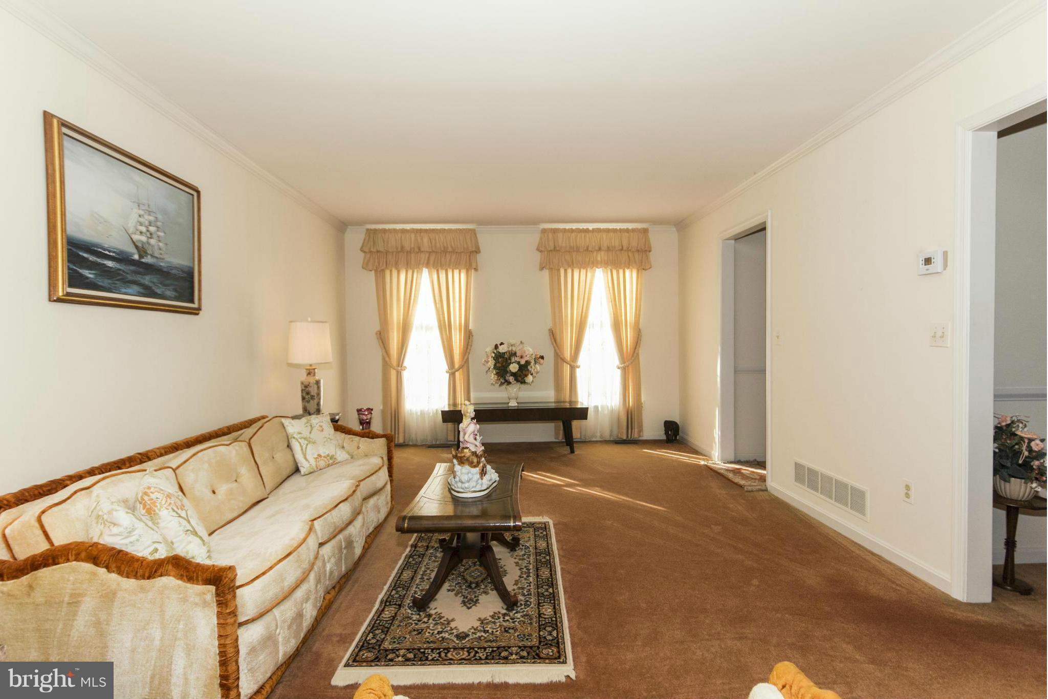 2511 Rochelle Drive Fallston, MD 21047 - Photo 6 of 30 Living Room