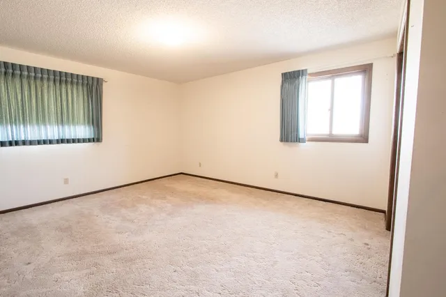 $220,000 | 131 North Johnson, Elbing, KS 67041