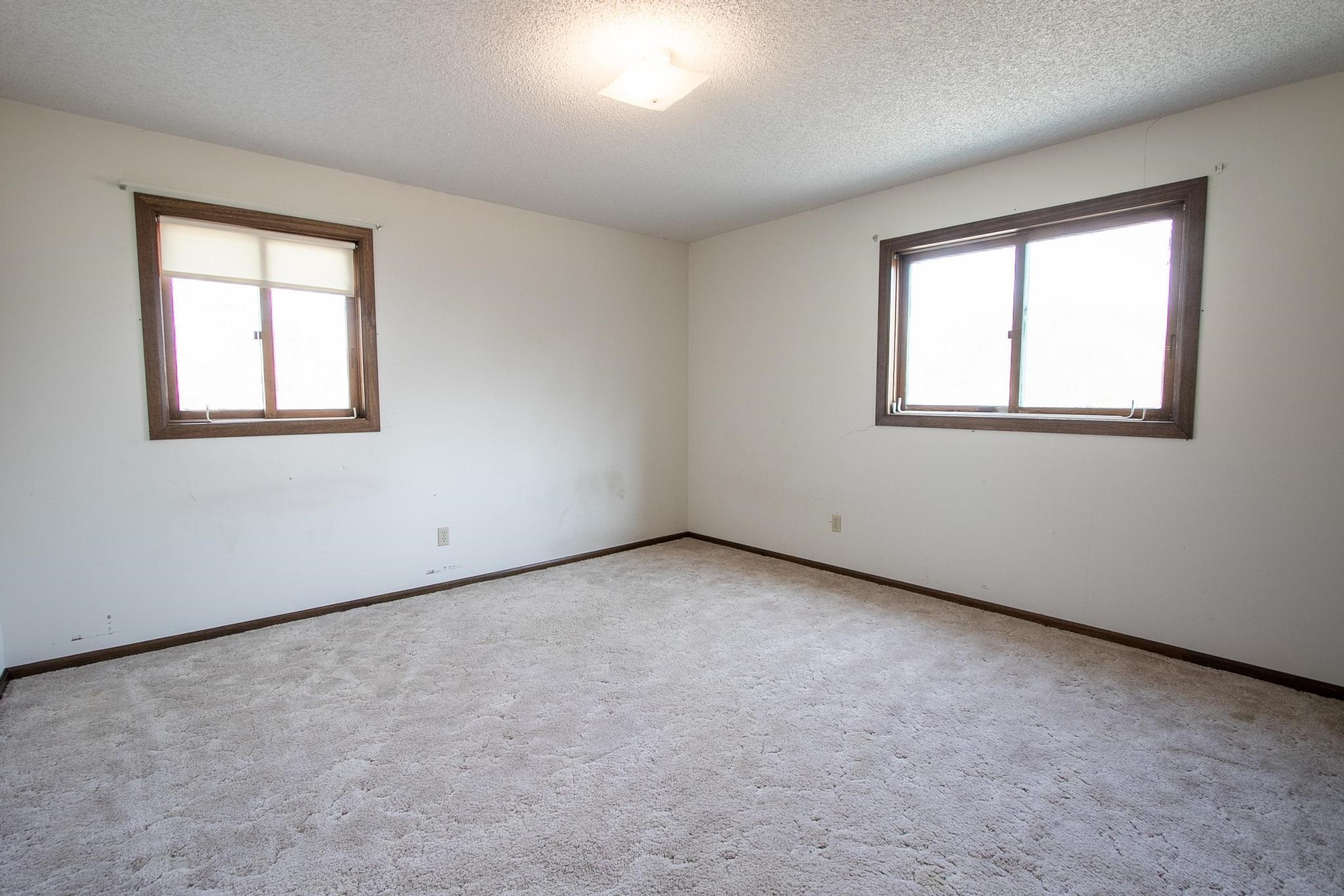 131 North Johnson Elbing, KS 67041 - Photo 21 of 31