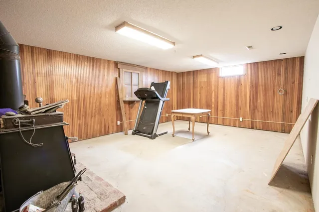 $220,000 | 131 North Johnson, Elbing, KS 67041