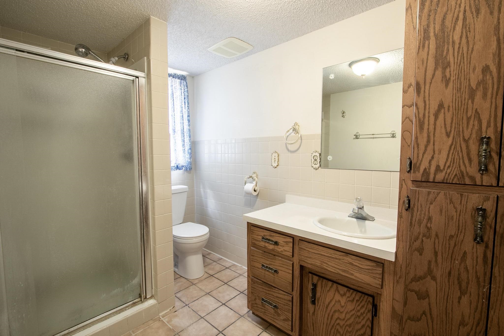 131 North Johnson Elbing, KS 67041 - Photo 7 of 31