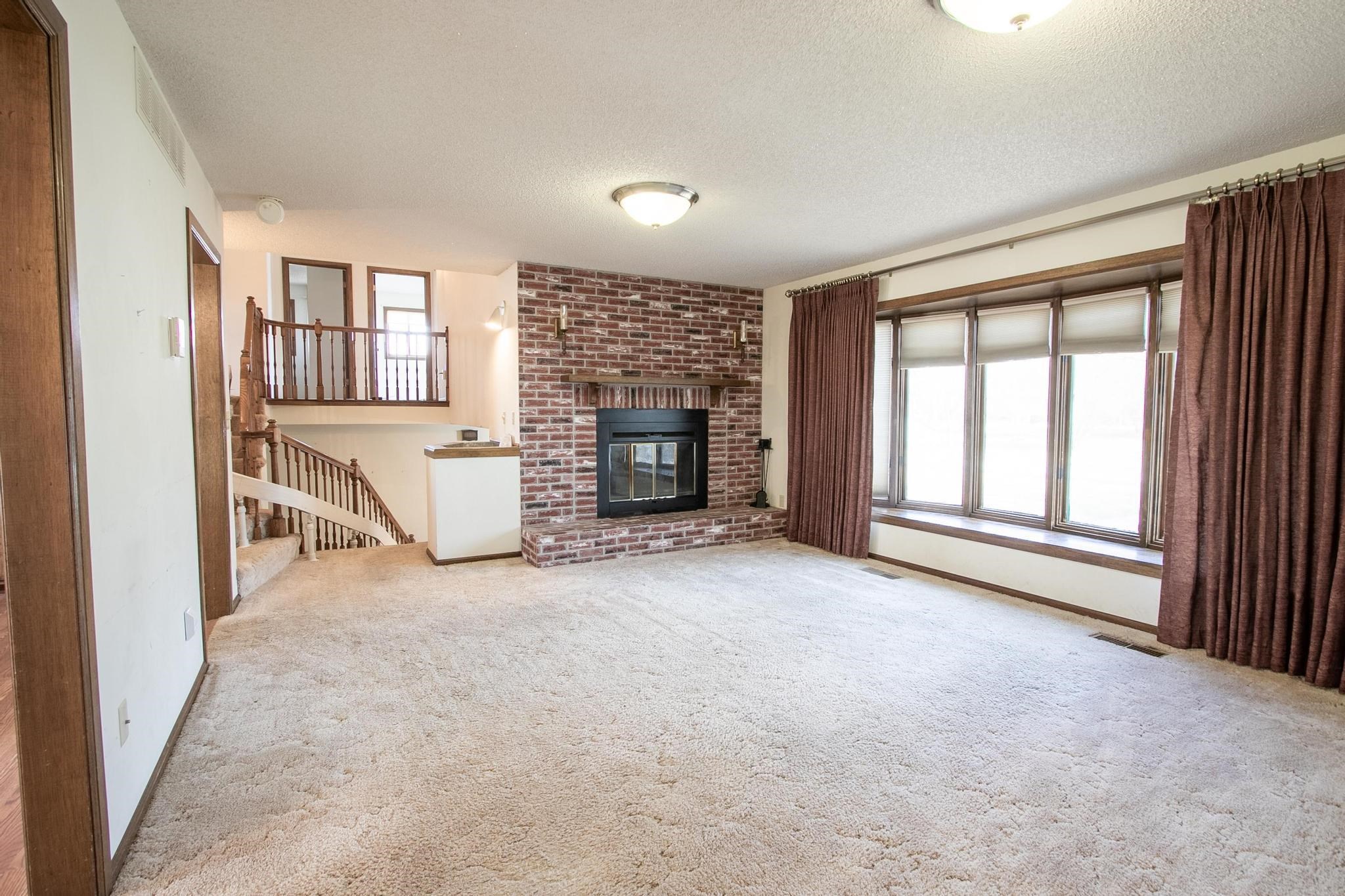 131 North Johnson Elbing, KS 67041 - Photo 9 of 31