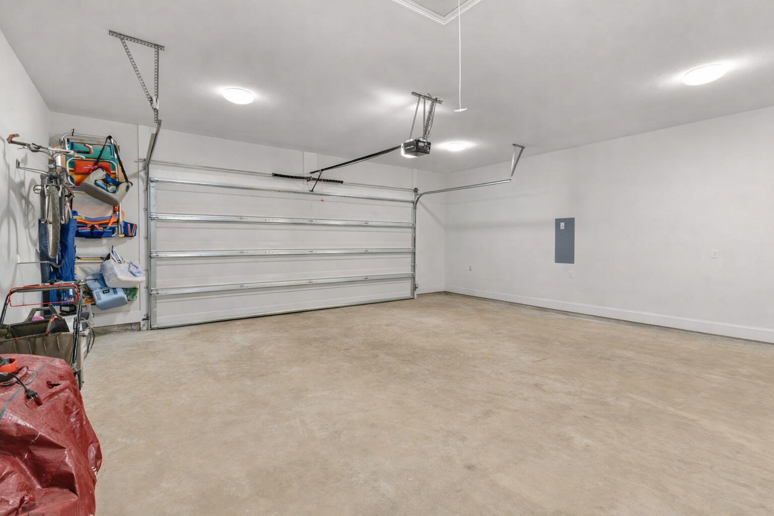 78 Grizzly Street Freeport, FL 32439 - Photo 36 of 65 a view of a garage