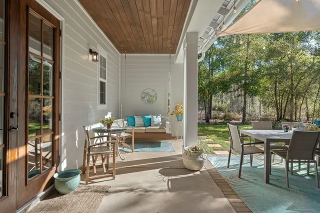 $599,000 | 78 Grizzly Street, Freeport, FL 32439