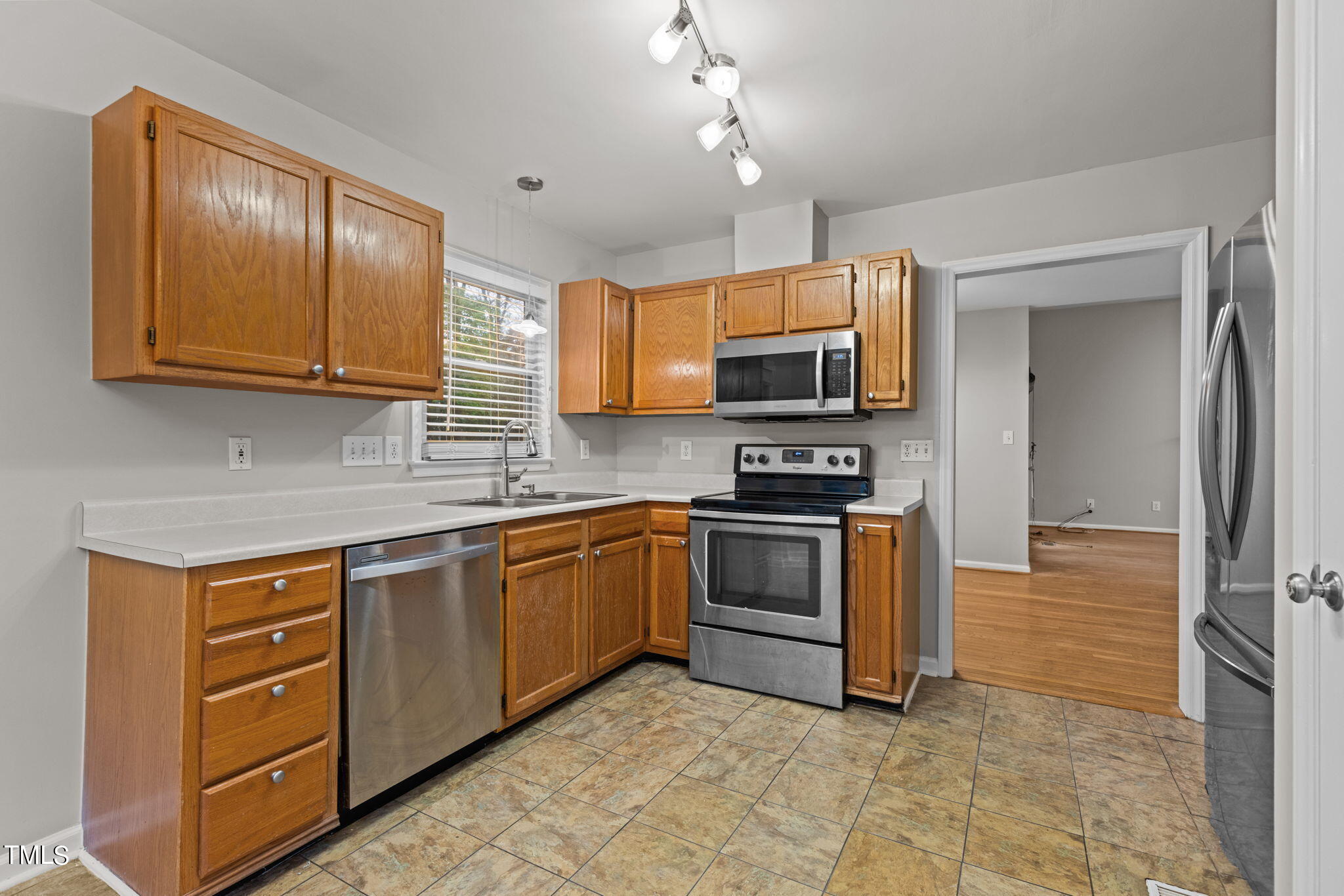 7 Kerr Court Durham, NC 27713 - Photo 17 of 34 40-web-or-mls-8Y3A0165