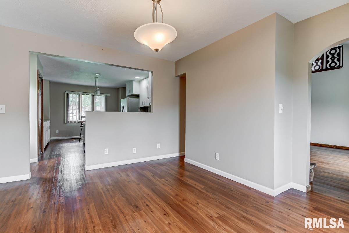 23 Lucerne Drive Springfield, IL 62707 - Photo 6 of 35 Gallery Image 6