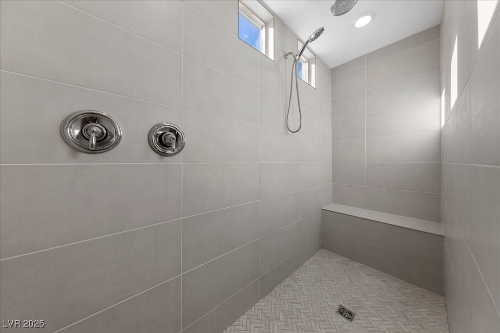 6479 Corsari Ridge Street Las Vegas, NV 89166 - Photo 15 of 38 Primary Suite Shower