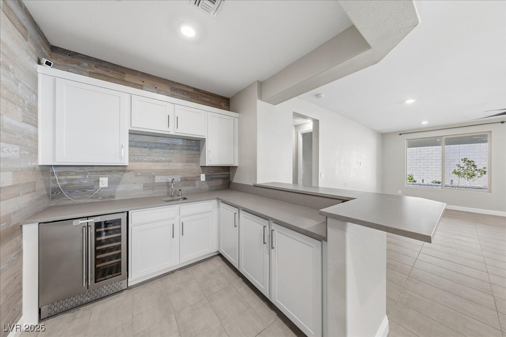 6479 Corsari Ridge Street Las Vegas, NV 89166 - Photo 9 of 38 Wet Bar located in great room