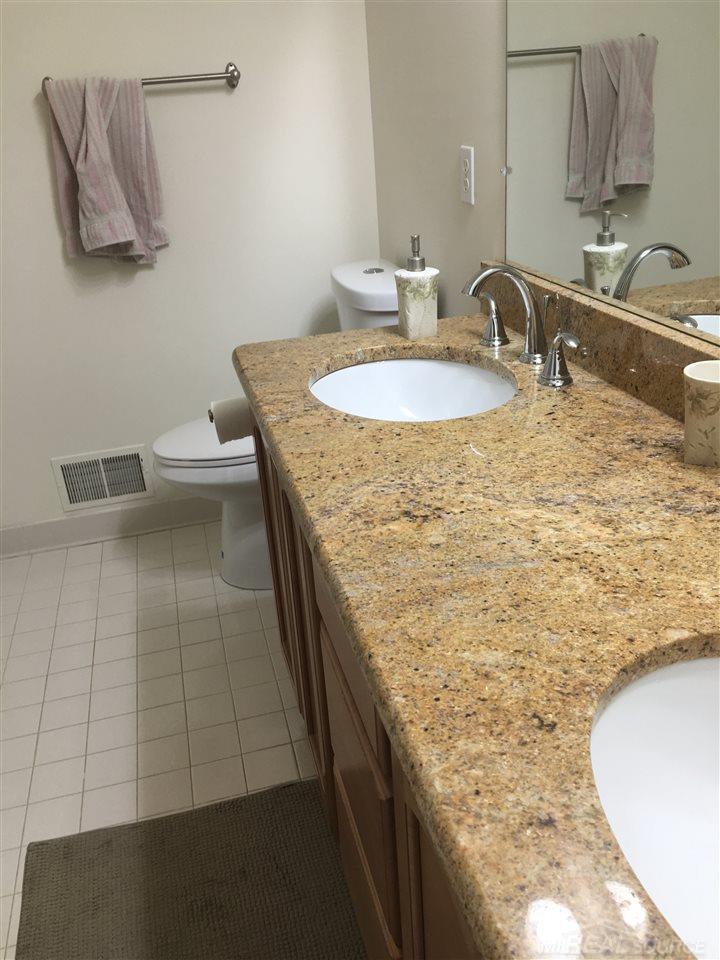 3191 Villanova Circle Rochester Hills, MI 48307 - Photo 13 of 18