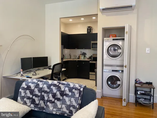 $1,650 | 311 South 12th Street, Unit 2F, Philadelphia, PA 19107