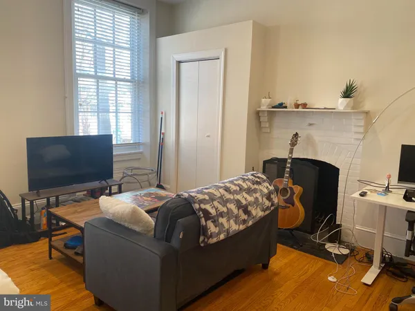 $1,650 | 311 South 12th Street, Unit 2F, Philadelphia, PA 19107