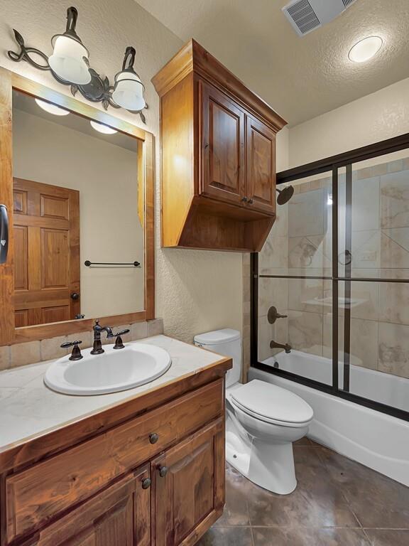 1609 Southern View Lorena, TX 76655 - Photo 20 of 35 Guest bath 1