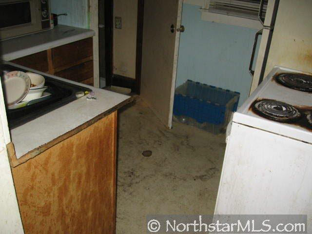 2319 Golden Valley Road Minneapolis, MN 55411 - Photo 7 of 7 Gallery Image 7