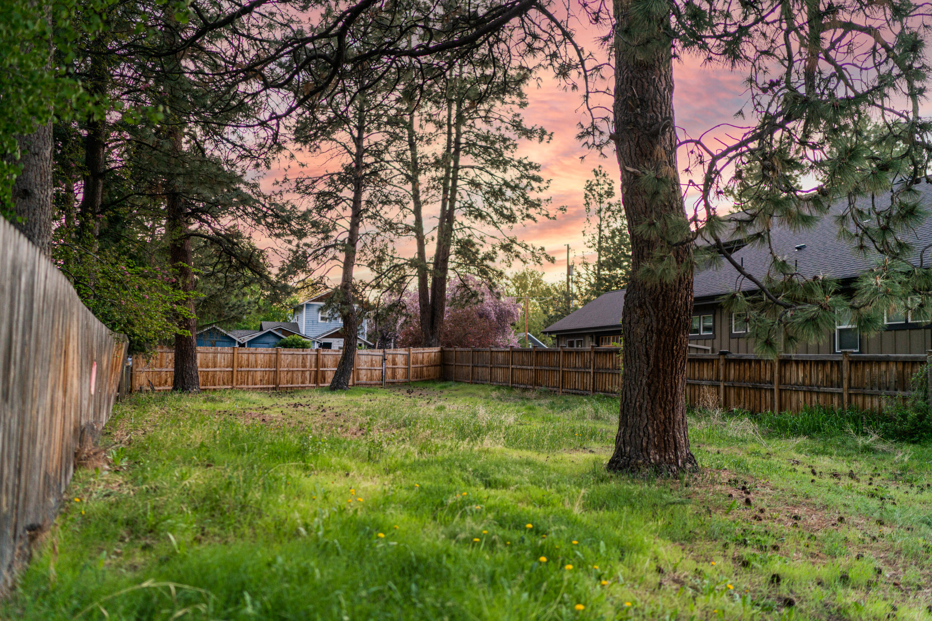 86 Northwest Allen Road Bend, OR 97703 - Photo 8 of 16 6