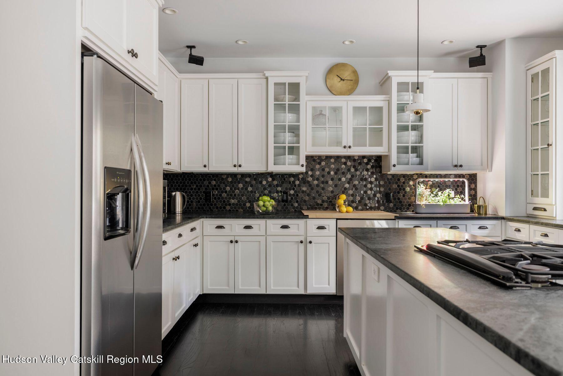 9 Estate Road Saugerties, NY 12477 - Photo 15 of 44 kitcheb